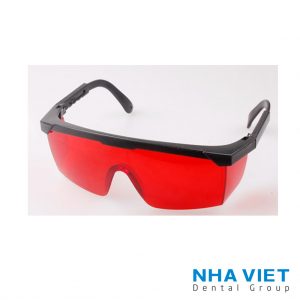 Kính bảo hộ đỏ
